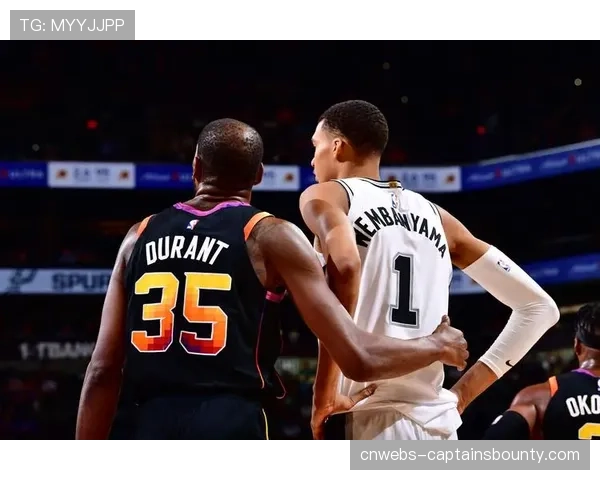 勇士不敌马刺，文班亚马7次封盖震慑勇士全队冲击篮下企图